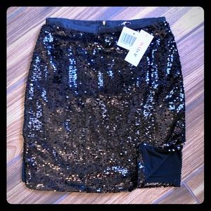 SOLD- NWT sequin skirt